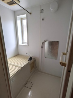 ※清掃前のお部屋となります