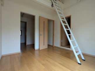※清掃前のお部屋となります