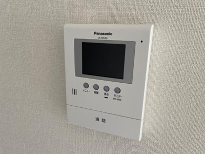 【内装】 | ア・レーズ | カメラ付インターホン