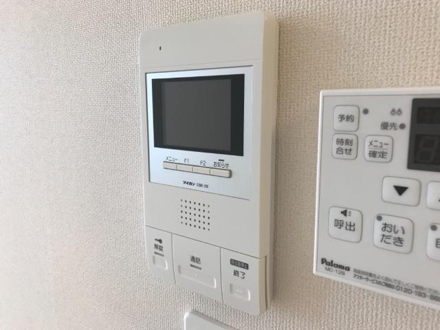 メルヴェールの内装|カメラ付インターホン