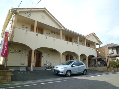 ★敷地内駐車場★（空き状況・使用料等詳細はご確認下さい）