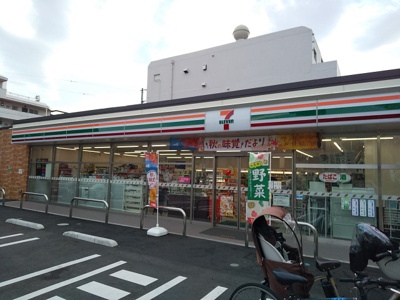 セブンイレブン武蔵境駅南店まで500m