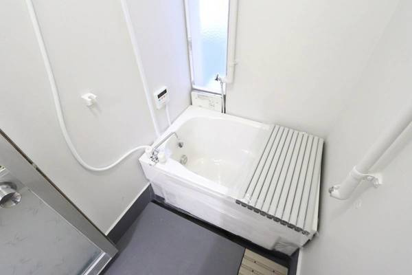 ビレッジハウス村国1号棟の浴室|ビレッジハウスの同一物件・同一タイプの間取りの写真です