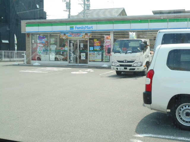 クラール安東Ａの周辺|ファミリーマートまで110m