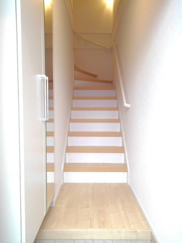ルミエールＡの玄関|シンプルで使いやすい玄関です