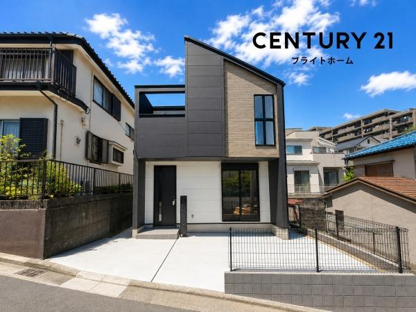 横浜市港南区日野４丁目の新築一戸建の外観|堂々と完成しました！いつでもご案内可能です！
お車でご自宅まで送迎承ります。