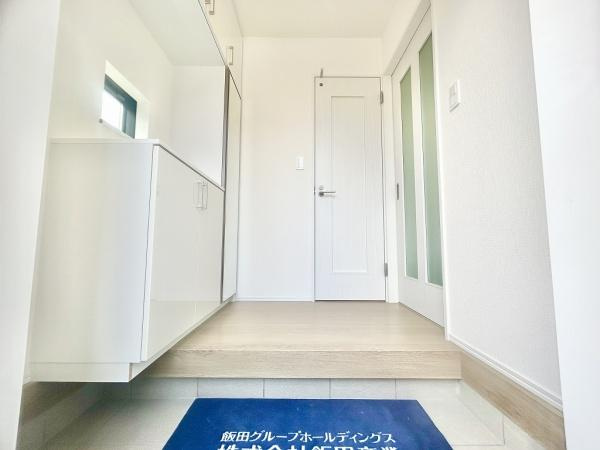 【玄関】 | 西区南別府4丁目　新築戸建