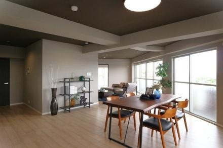 メゾン豊中刀根山　中古 マンションの居間・リビング