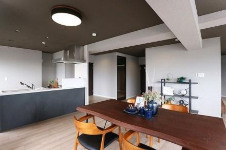 メゾン豊中刀根山　中古 マンションの居間・リビング