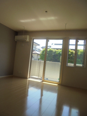 【居間・リビング】 | 下石原３丁目戸建Ａ棟