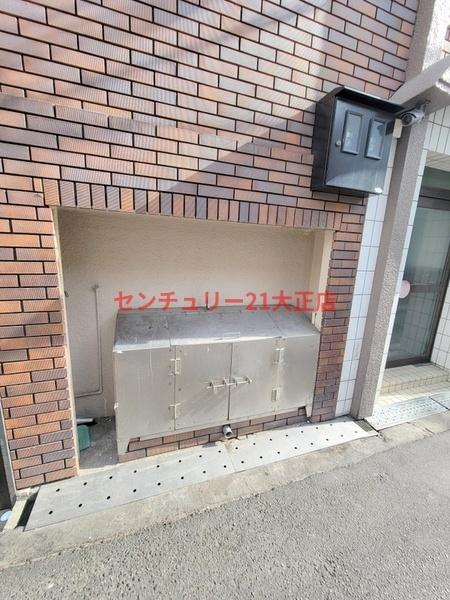 赤丸第２ビルのエントランス