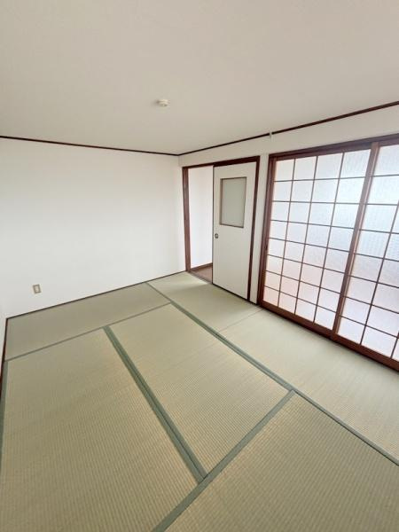 ボンジュール南恩加島の和室