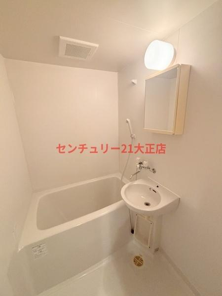 光信ビルの浴室