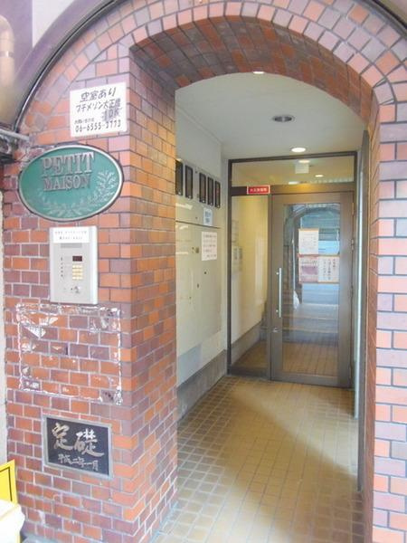 プチメゾン大正橋のエントランス|★建物入口★