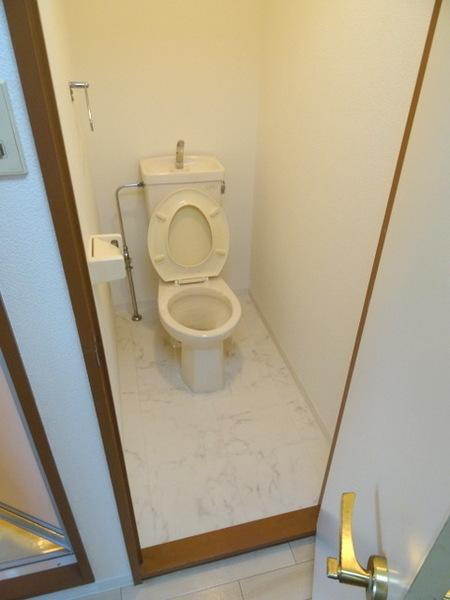 パークハイツ大正橋のトイレ|★タオルかけ付き★