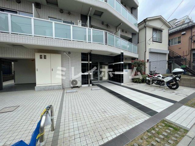 アイルグランディール蒲田の駐車場