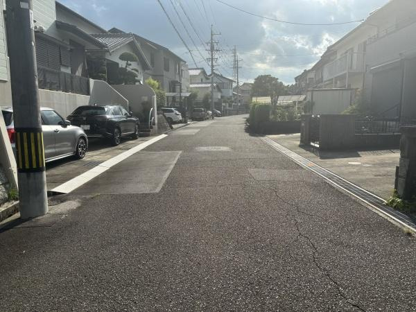 岡崎市細川町扇田・中古戸建の前面道路含む現地写真|前面道路です。