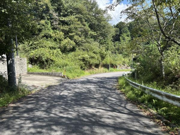 岡崎市保久町・中古戸建の前面道路含む現地写真|前面道路です。