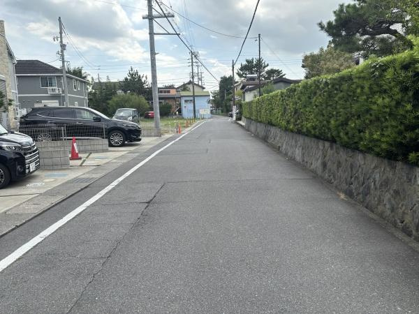 岡崎市大和町・中古戸建の前面道路含む現地写真|前面道路です。