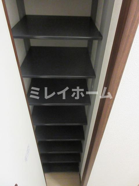 Premiereの玄関