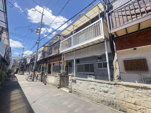 【前面道路含む現地写真】
