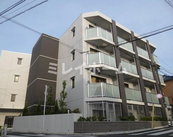 シェル上池台の外観