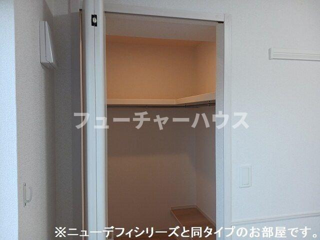 トレジャーの収納|たっぷりとした収納スペースです