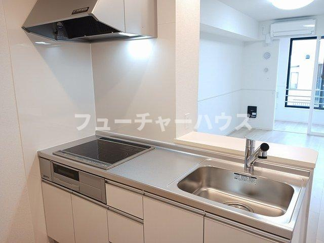 グレースＳＡＭ　Ａのキッチン|コンパクトなキッチンで掃除もラクラク