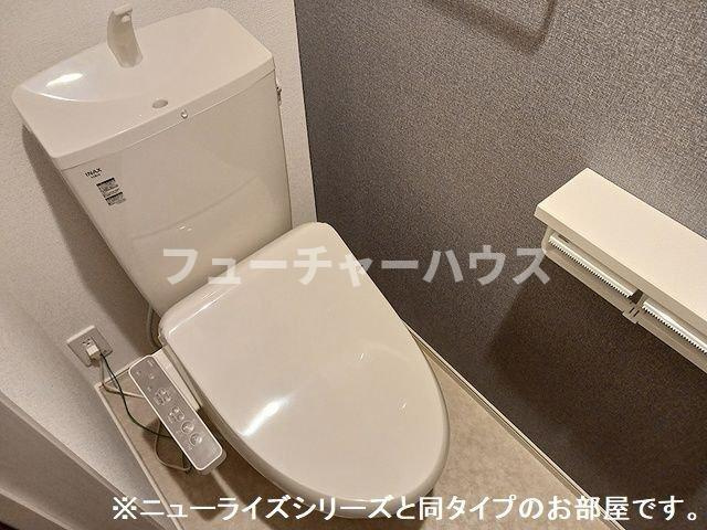 アルコ・イリスのトイレ|コンパクトで使いやすいトイレです