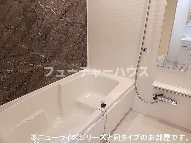 アルコ・イリスの浴室|コンパクトで使いやすいお風呂です