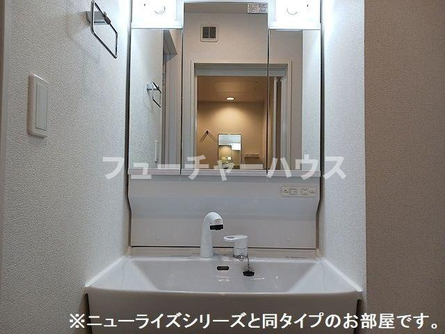 アルコ・イリスの洗面所|広い洗面スペース