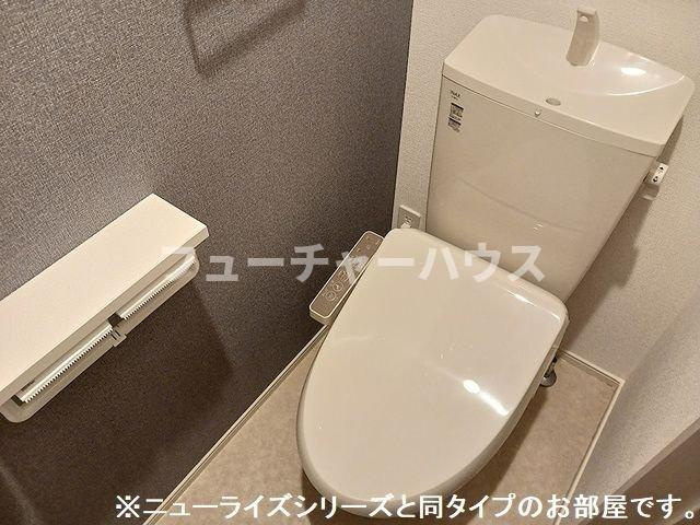 アルコ・イリスのトイレ|コンパクトで使いやすいトイレです