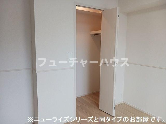 アルコ・イリスの収納|こまごまとしたものを収納できそうですね