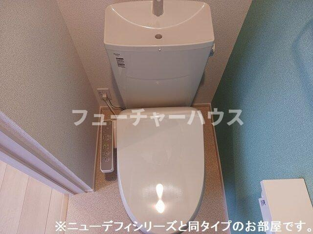 トレジャーのトイレ|落ち着いたトイレです