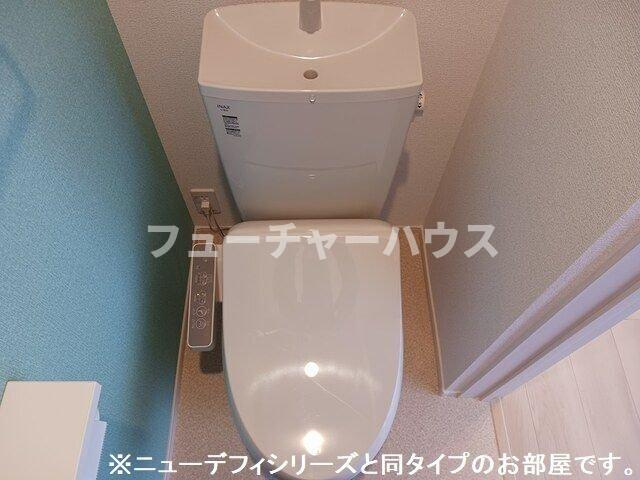 トレジャーのトイレ|ゆったりとした空間のトイレです