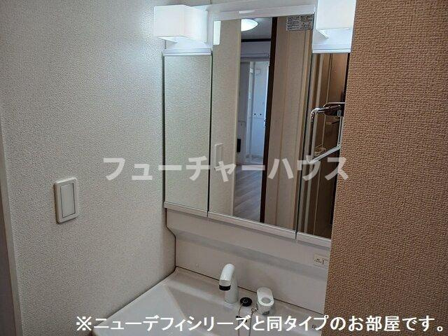 トレジャーの洗面所|コンパクトで使いやすい洗面所