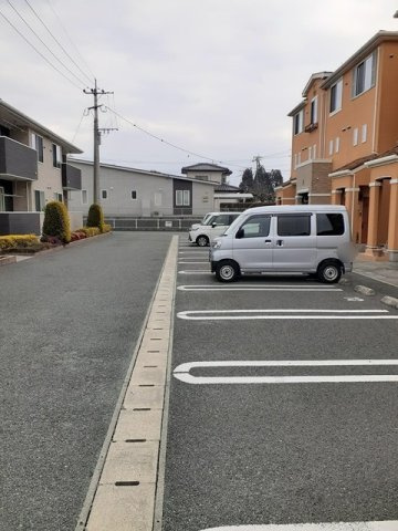 エンジョイ　Ｂの駐車場