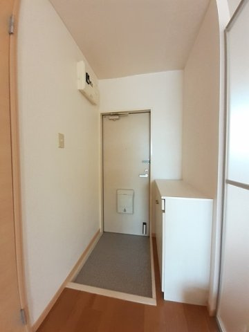 サクセス弐番館の玄関