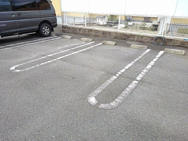 プラシード・カーサ　Ⅰの駐車場