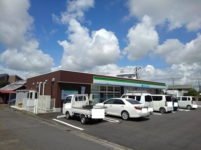 カーサ　フィーネの周辺|ファミリーマート元宮町店まで290m