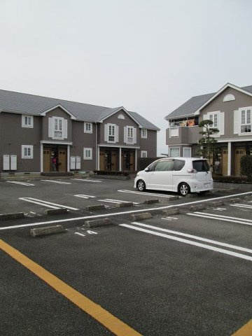 グリーンコート西館　Ｂの駐車場