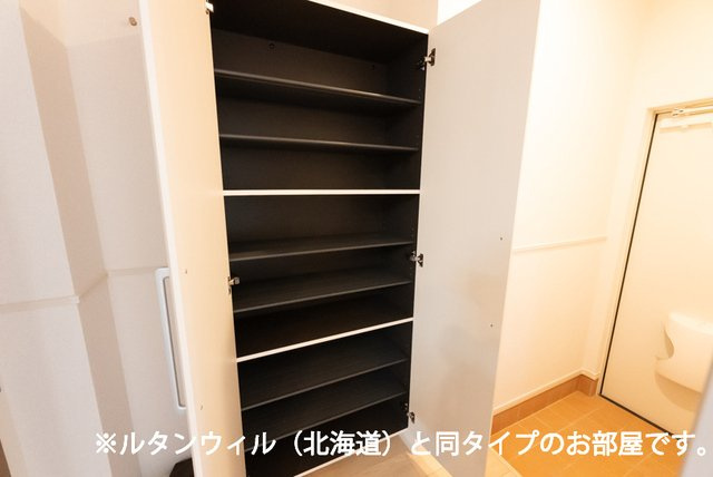 インテルノ　ウエストのその他
