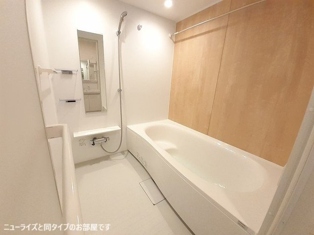 西５丁目アパートの浴室