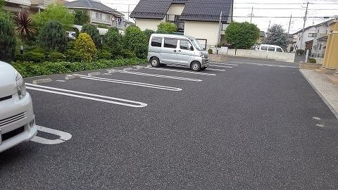 ハーベストガーデンの駐車場