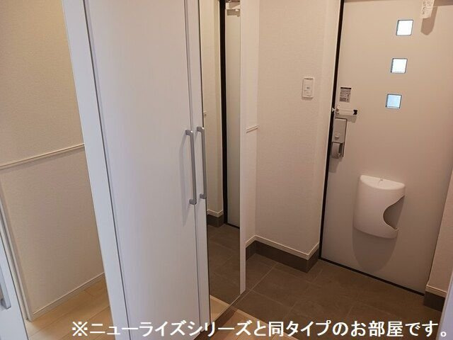 アルコ・イリスの玄関