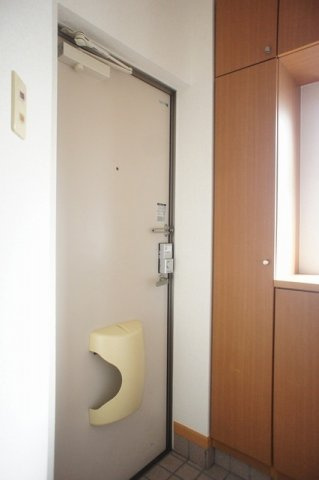 サンパティークＢの玄関