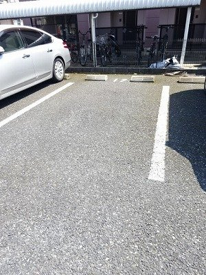 ハーヴェストの駐車場