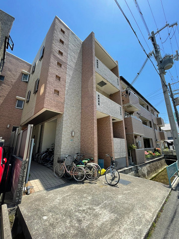 リタ　コート