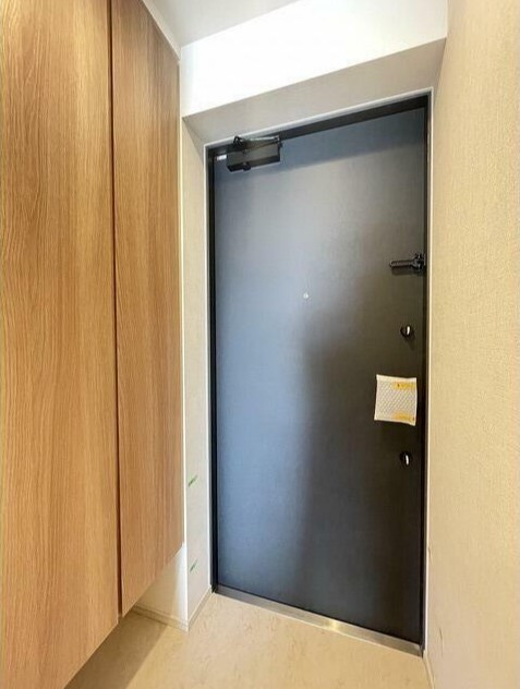 ウェルスクエア西蒲田の玄関