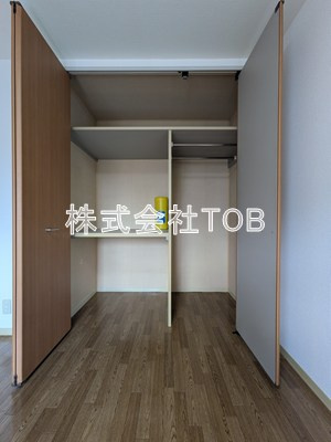 【収納】 | ドミール松庵 A棟 | 5.5帖クローゼット